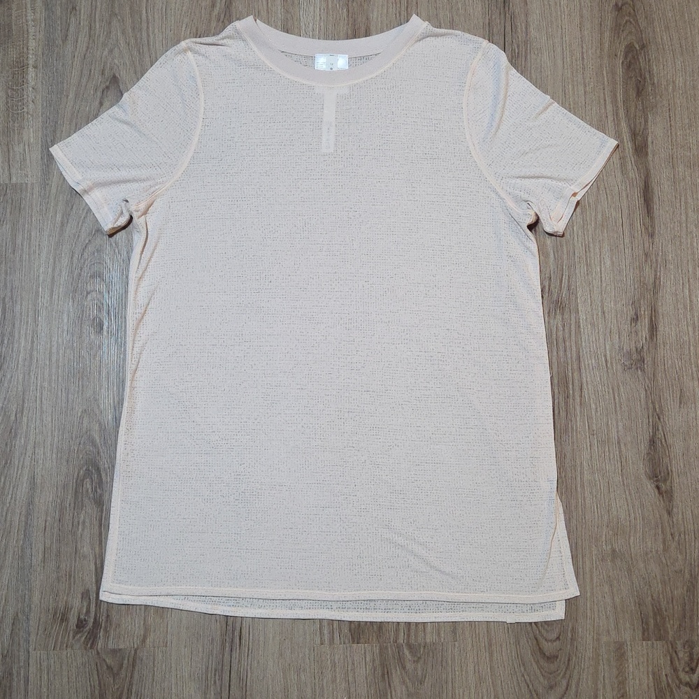 Lululemon Uncovered Tall Tee *Silk Rose Size 12 Like New